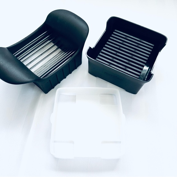 Pampered Chef Kitchen Tools - Picture 4 of 11